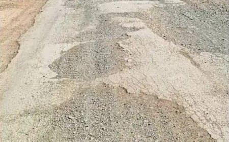 ट्रैफिक दबाव होगा कम, फिलहाल सड़क बेहद खराब और जगह-जगह गड्ढे
