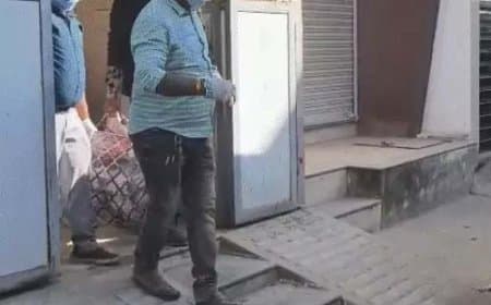 इंदौर के लसुड़िया में बंद घर से पति-पत्नी के सड़े-गले शव बरामद, इलाके में सनसनी