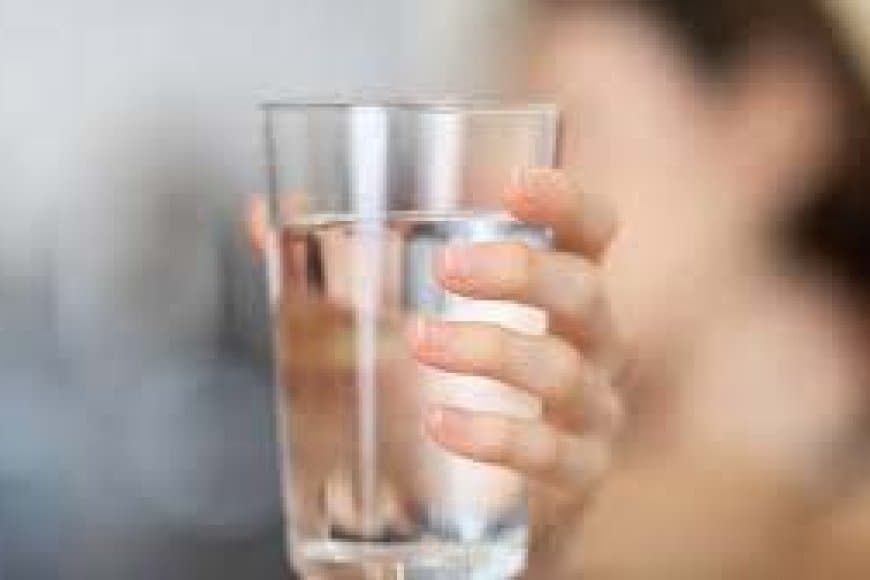 सर्दियों में प्यास न लगे तब भी पिएं पर्याप्त पानी, वरना किडनी और लीवर को हो सकता है गंभीर नुकसान