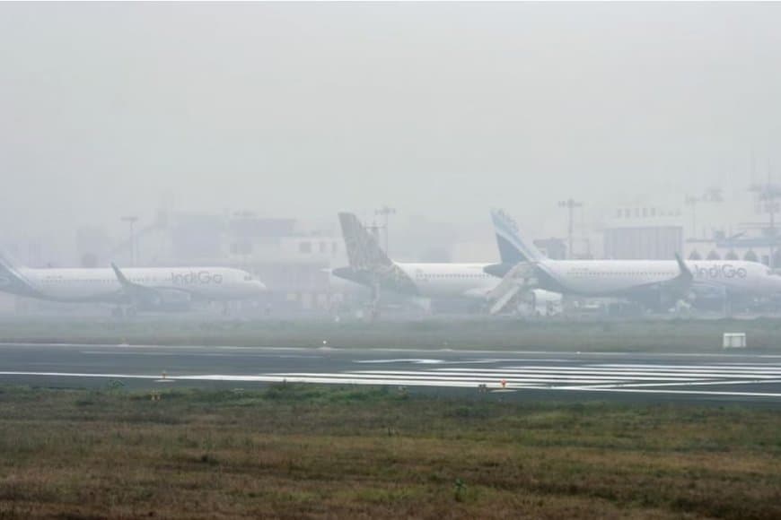 मध्यप्रदेश में प्रचंड ठंड... दिल्ली में उड़ानों पर कोहरे का ब्रेक