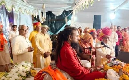 श्री रामचरित्र मानस भाई भाई से प्रेम और जीवन जीने की की कला सिखाती है : पं.श्री बिपिन बिहारी दास