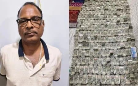 सरकारी इंजीनियर के फ्लैट से मिला दो करोड़ कैश