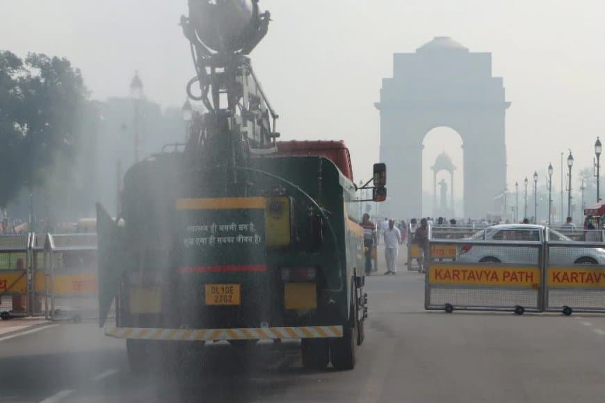 देश में पहली बार...दिल्ली की सेहत सुधारने इमारतों में एंटी-स्मॉग गन लगाना अनिवार्य