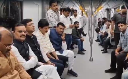 भाजपा प्रदेश अध्यक्ष ने किया मेट्रो सफर उठाया लुत्फ, वीडी बोले- विकसित हो रहे नए भारत की झलक दिखी यहां 
