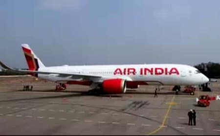 अब एअर इंडिया को बम से उड़ाने की धमकी