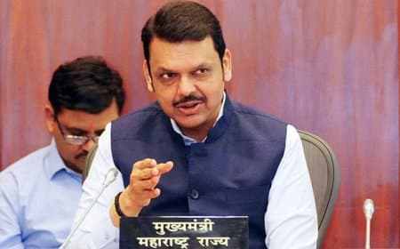 महाराष्ट्र में अनिवार्यता खत्म...अब तीसरी भाषा के रूप में पढ़ाई जाएगी हिंदी