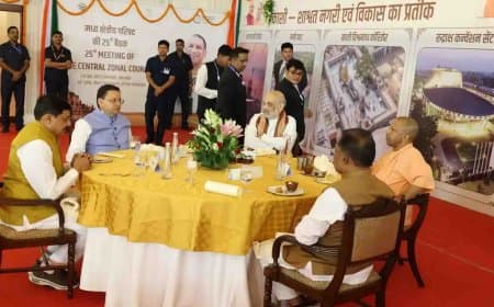 वाराणसी में पहली बार आज चार सीएम के साथ होगी शाही मंत्रणा