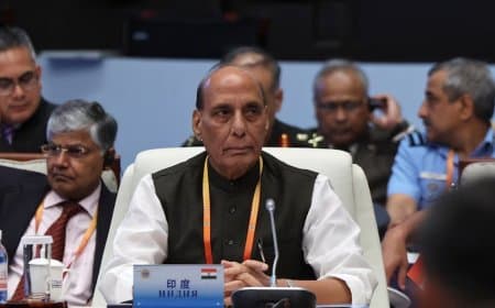 चीन में रक्षा मंत्री राजनाथ सिंह ने भरी हुंकार कहा-खून बहाने वालों को नहीं छोड़ेंगे