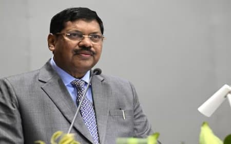 संविधान सर्वोच्च...संसद के पास संशोधन की शक्ति पर संविधान के मूल ढांचे को नहीं बदल सकती    