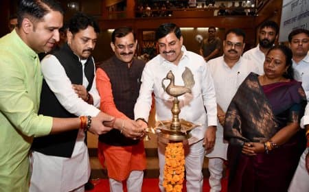 मोहन बोले-आपातकाल लगाना संविधान की हत्या थी 