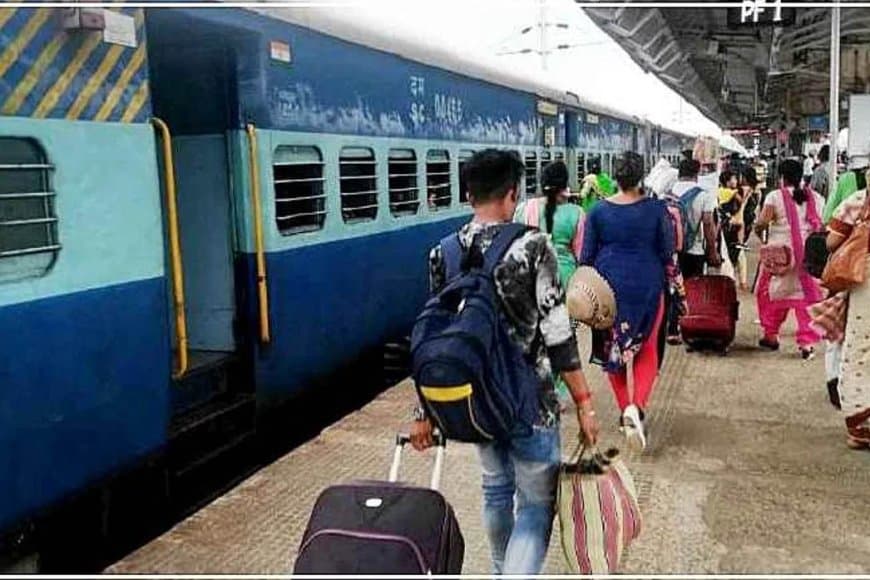 रेल यात्री ध्यान दें... टिकट कन्फर्म हुआ या नहीं... 24 घंटे पहले चल जाएगा पता