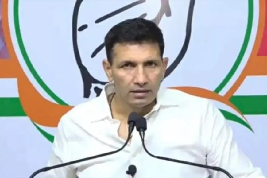 पटवारी को मिली पासपोर्ट रिन्यू कराने और विदेश जाने की अनुमति
