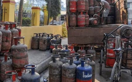 ट्रेन का सफर महंगा और कॉमर्शियल सिलेंडर हुआ सस्ता