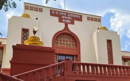 कार्टूनिस्ट हेमंत मालवीय को हाई कोर्ट से झटका: अग्रिम जमानत नामंजूर, पीएम मोदी और RSS पर अभद्र कार्टून का मामला