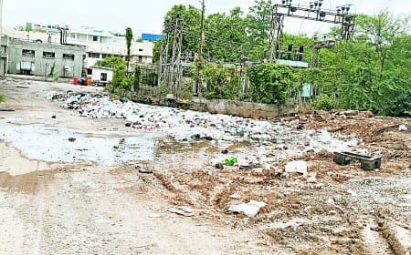 ये संजय गांधी अस्पताल का मर्चुरी पहुंच मार्ग है