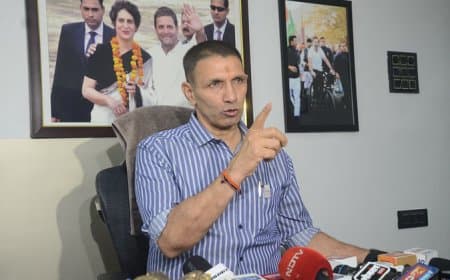 जीतू पटवारी का सरकार पर बड़ा हमला: 'अशोकनगर में परिवार गायब, हर मंत्रालय में 50% कमीशन'