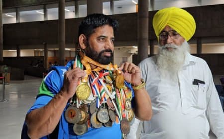 पदक मिले, पर नौकरी नहीं! पंजाब सरकार से गुहार लगाने पहुंचे एथलीट राजपाल सिंह