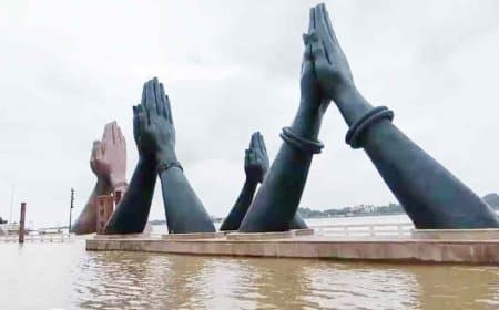 राजस्थान में 18 की मौत... वाराणसी में गंगा उफान पर...मध्यप्रदेश में अब तक 72 फीसदी बारिश