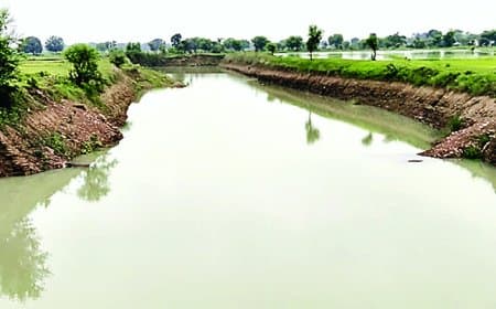 मेंटेना की मनमानी: गड्ढों में समाया 26 हजार हेक्टेयर कृषि रकबे को सिंचित करने का प्लान, सरकार के डूबे करोड़ों रुपए