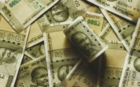 ब्लैक मनी : सरकार ने 10 वर्षों में 35,104 करोड़ रुपए की कर मांग और जुर्माना लगाया