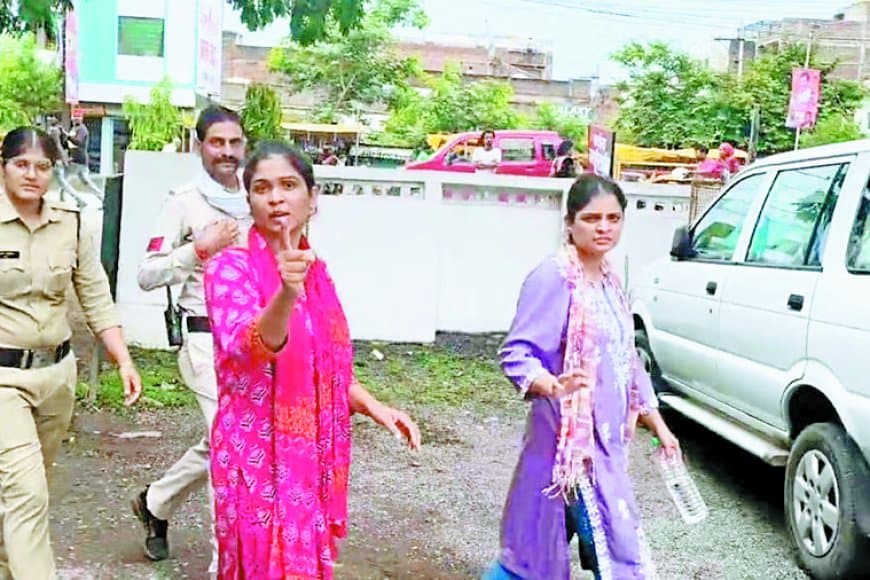 नकली सोना गहन रख गोल्ड लोन लेने वाली जालसाज बहनें गिरफ्तार