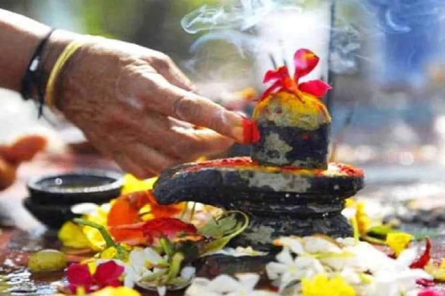 सावन 2025: भगवान शिव को प्रसन्न करने का शुभ माह, जानें पूजन-अभिषेक विधि और महत्व