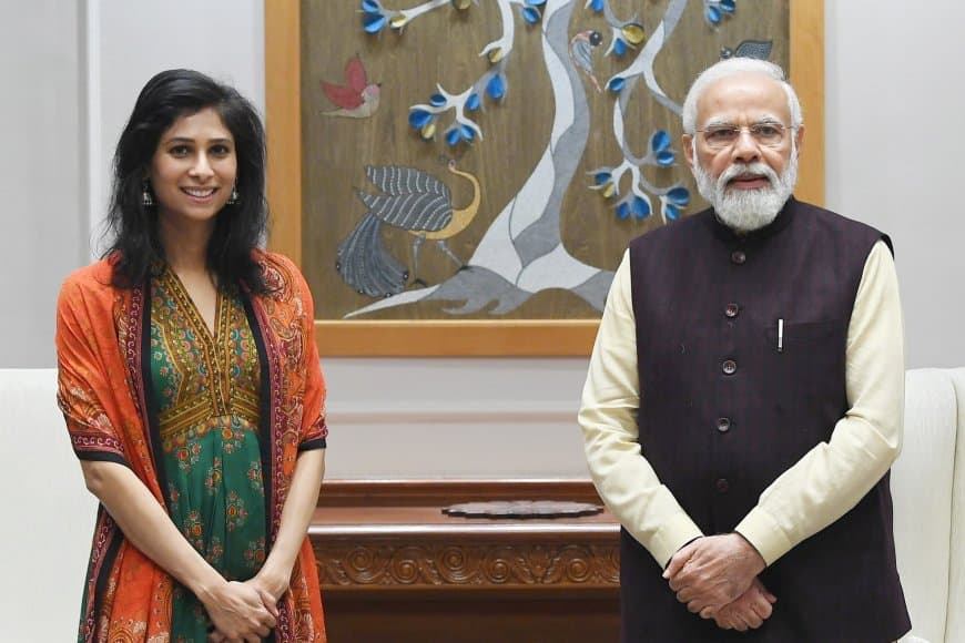 भारतीय-अमेरिकी गीता गोपीनाथ ने छोड़ी IMF की डिप्टी मैनेजिंग डायरेक्टर की कुर्सी