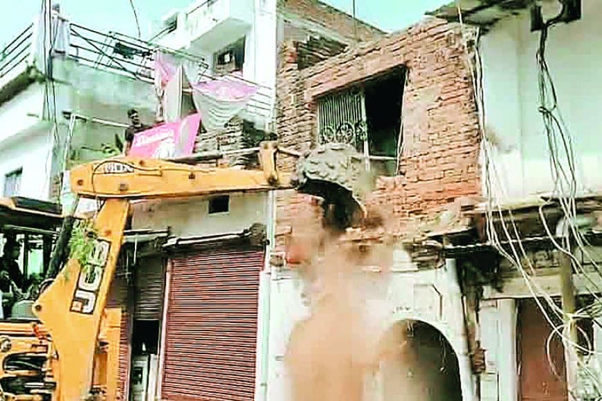 रीवा नगर निगम ने शुरू की भयप्रद और जर्जर भवनों को गिराने की कार्रवाई