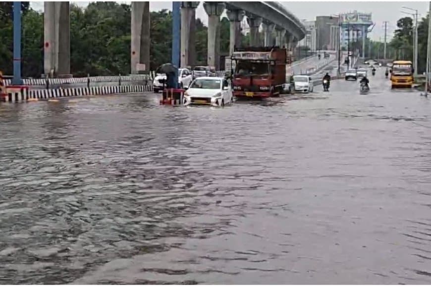 भोपाल में मूसलाधार बारिश: जनजीवन अस्त-व्यस्त, स्कूल बंद; तालाबों का जलस्तर बढ़ा