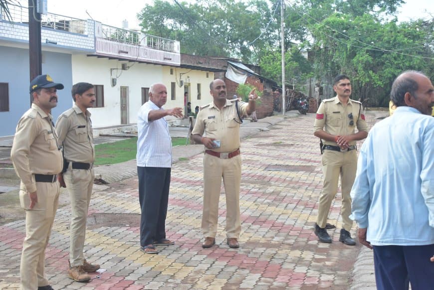 भाई की मौत का बदला लेने चचेरे भाईयों ने की फायरिंग