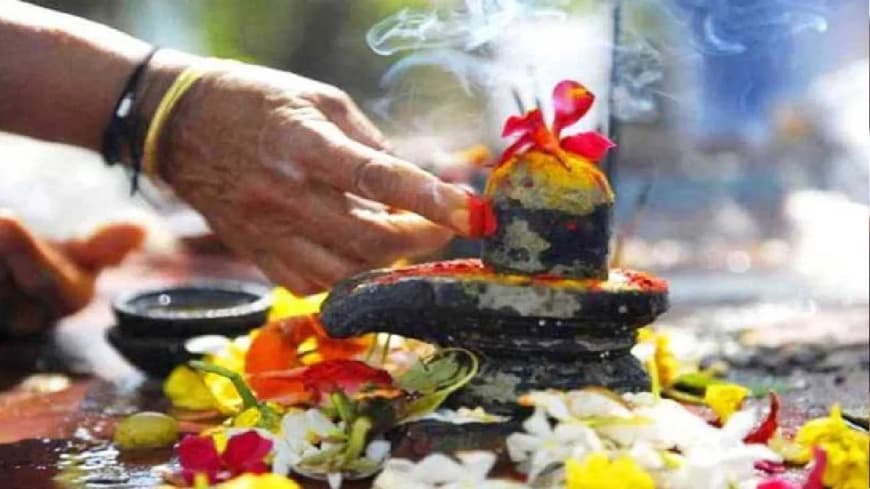 सावन 2025: भगवान शिव को प्रसन्न करने का शुभ माह, जानें पूजन-अभिषेक विधि और महत्व