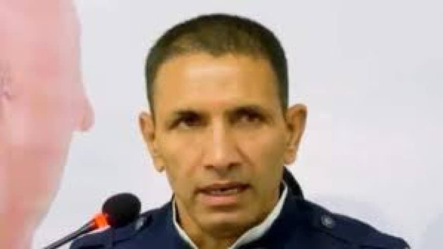 जीतू पटवारी का सिंधिया पर तंज: "जिंदा हैं तो जिंदा नजर आना जरूरी है"