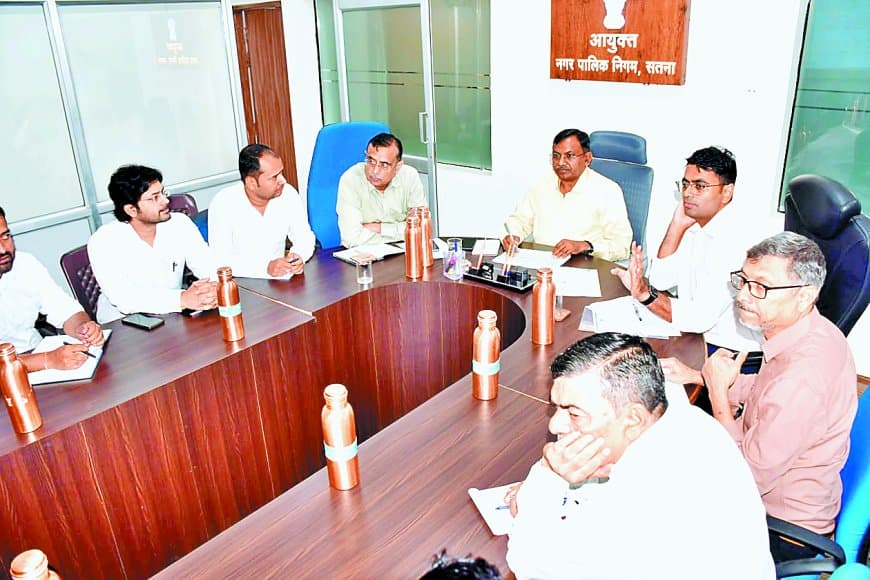 लक्ष्य के मुकाबले कम हाउस कनेक्शन पर फटकार कमिश्नर ने कहा- क्या मॉनिटरिंग करते हो