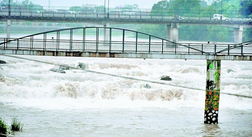 सावन की 'पहली झड़ी' से तर-बतर हुआ रीवा