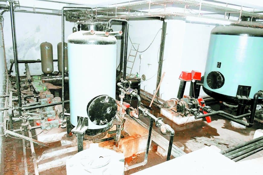 फिल्टर प्लांट बंद, अस्पताल की टंकी में पहुंच रहा मरीजों के लिए खारा पानी
