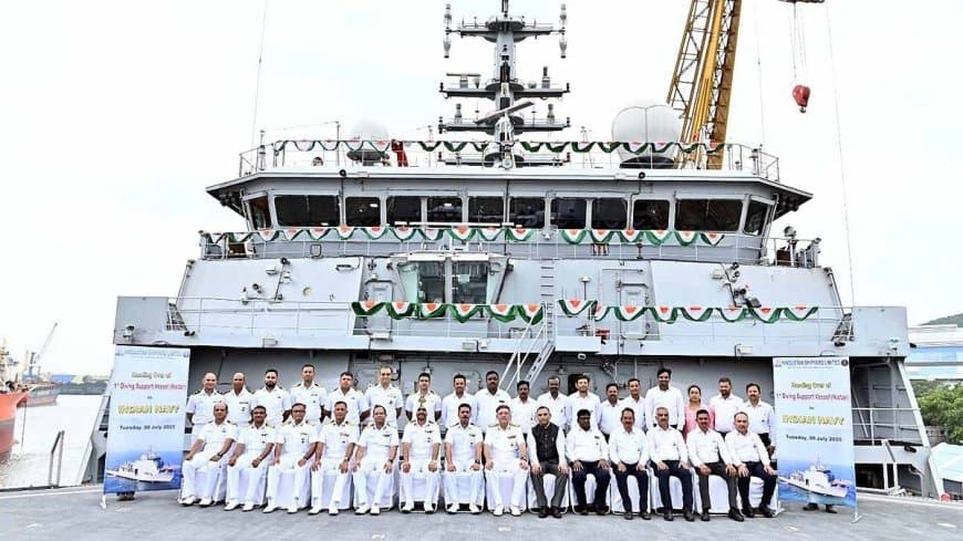 दुश्मनों का काल... नौसेना को मिला पहला स्वदेशी आईएनएस ‘निस्तार’