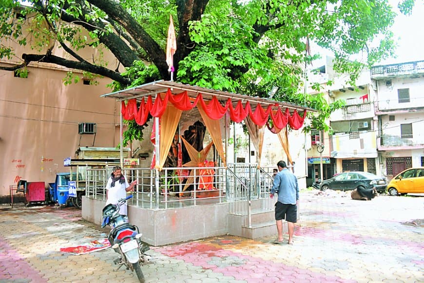 हनुमान मंदिर से फंसी आयुष विंग की ड्राइंग-डिजाइन में पेंच