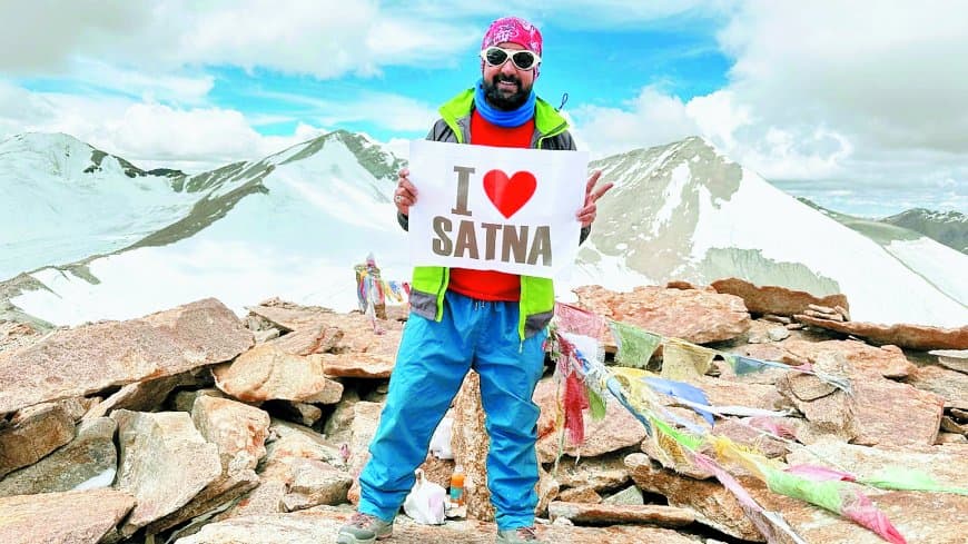 लद्दाख की 20 हजार फिट ऊंची चोटी पर बजा सतना का डंका, रत्नेश ने फतह की 4 चोटियां