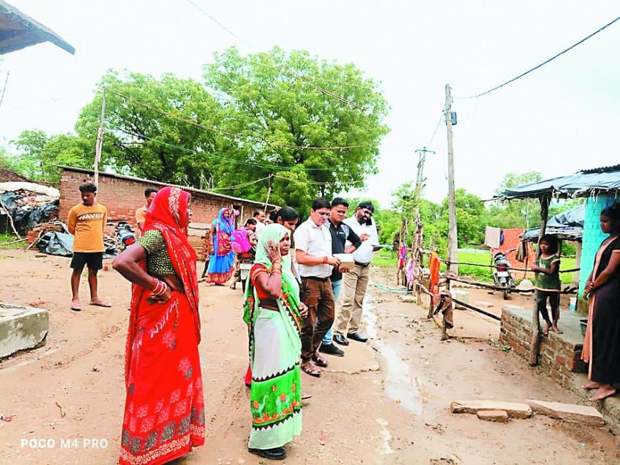 गुडुहरु गांव में पीने का पानी बना बीमारी की जड़, लैब रिपोर्ट में दो हैंडपंपों के सैंपल फेल