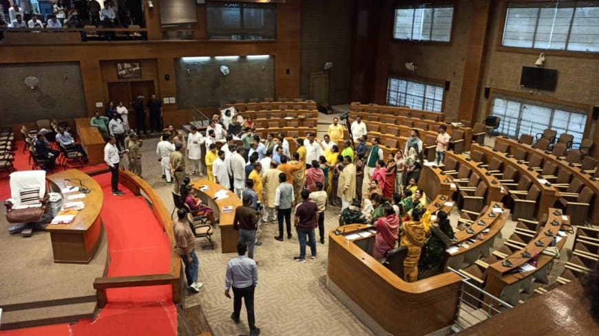 जानिए किसने कहा और कहां - "भोपाल का नवाब गद्दार था, गद्दार है और गद्दार रहेगा।"