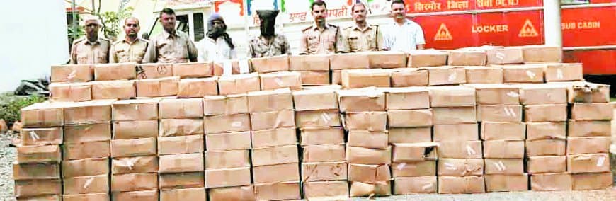 एक परमिट से दो बार निकली शराब की खेप: सिरमौर में 300 पेटी जब्ती के बाद वेयरहाउस प्रभारी और आबकारी अधिकारी पर मंडराया शिकंजा