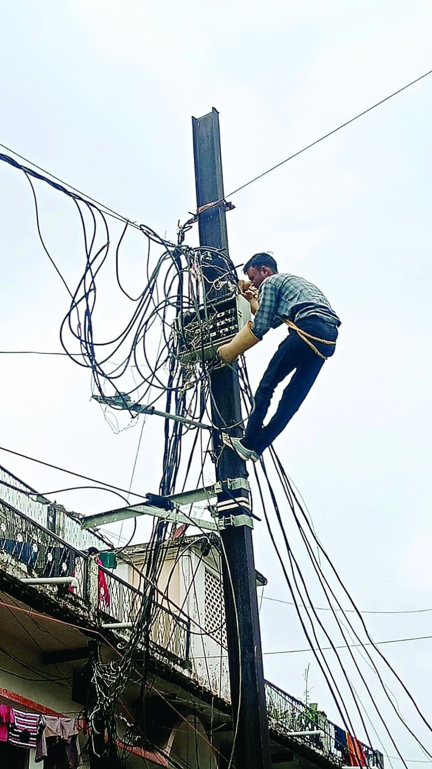 बिजली बिल नहीं चुकाया तो गुल अंधेरा: सतना में 1141 उपभोक्ताओं के काटे गए कनेक्शन, 32.92 लाख की वसूली