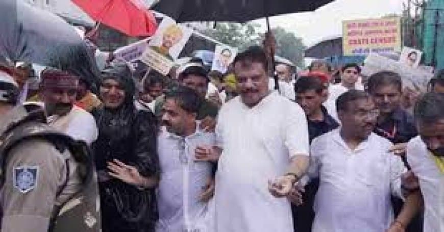 27% आरक्षण की मांग पर ओबीसी महासभा का भोपाल में उग्र प्रदर्शन