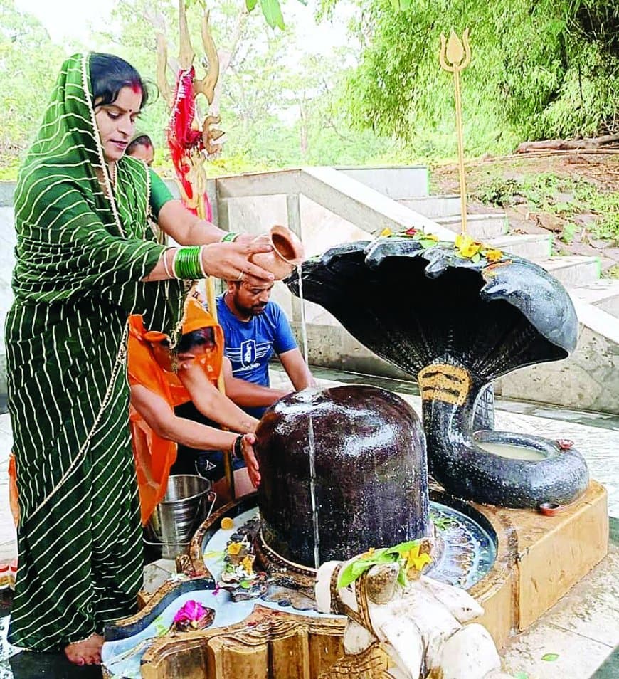 सात धाराओं के मध्य विराजे भूतेश्वर महादेव का सावन में होता है अलौकिक श्रृंगार, भूतों की पूजा से जुड़ा है नाम और अद्भुत आस्था