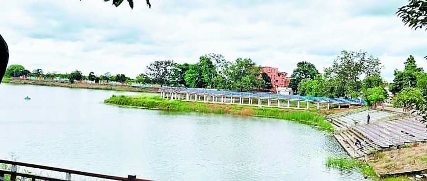 सतना जंक्शन: रानी कमलापति जैसे सपनों की बातें, लेकिन विकास अब तक स्टेशन पर नहीं पहुंचा!