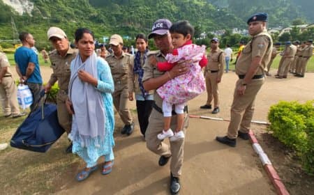 उत्तराखंड...जिंदगी की तलाश... सेना ने मध्यप्रदेश 21 लोगों का सुरक्षित निकाला