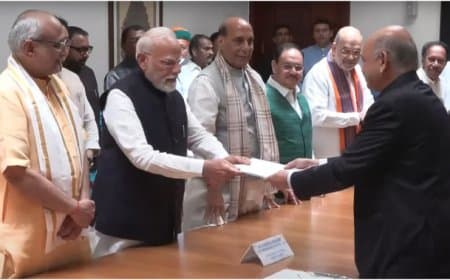 पीएम बने प्रस्तावक... राधाकृष्णन ने उपराष्ट्रपति चुनाव के लिए किया नामांकन