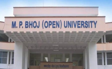 भोपाल... भोज मुक्त विश्वविद्यालय के तत्कालीन निदेशक पर एफआईआर दर्ज