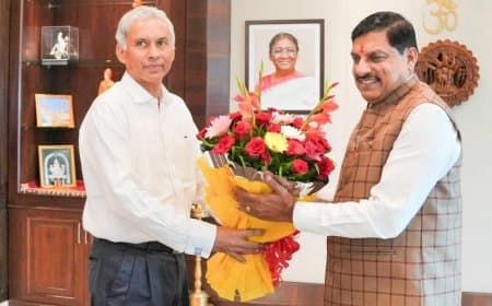 मुख्य सचिव का बढ़ा कार्यकाल... एक्सटेंशन पाने वाले 7वें आईएएस अनुराग जैन