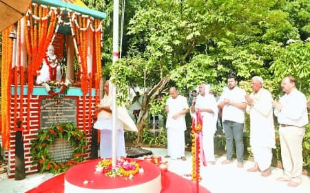 अघोरेश्वर भगवान राम जी की 89वीं जयंती आज भक्तिमय वातावरण में मनाई जाएगी, वाराणसी में लोलार्क षष्ठी पर्व पर उमड़ा श्रद्धालुओं का सैलाब